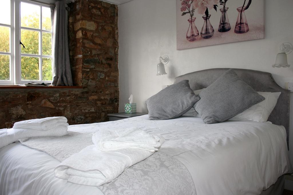 The Bark House Hotel Tiverton  Eksteriør billede