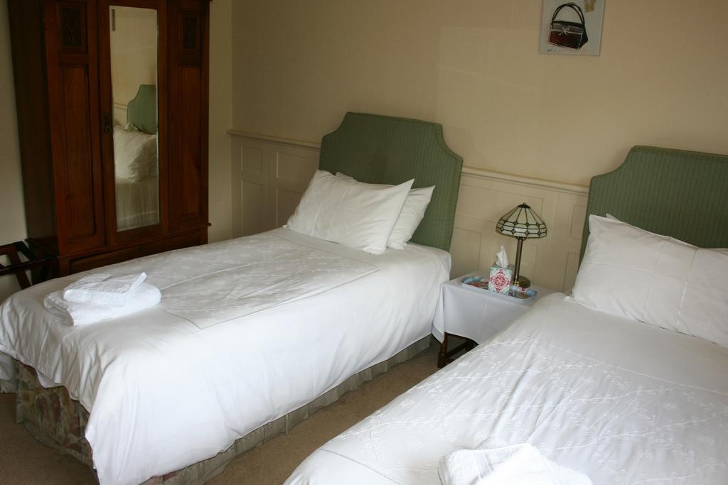 The Bark House Hotel Tiverton  Eksteriør billede